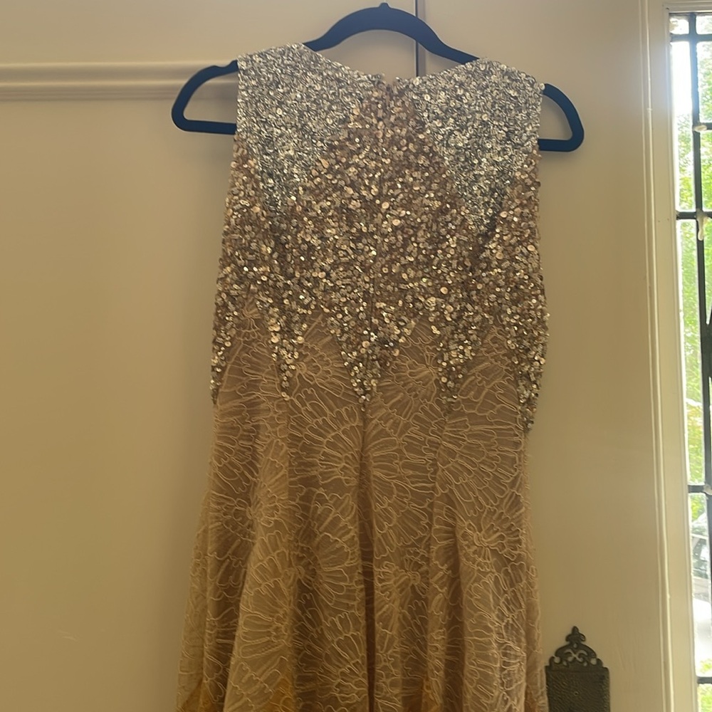 Georges Hobeika beaded and lace Gown - Picture 8 of 15